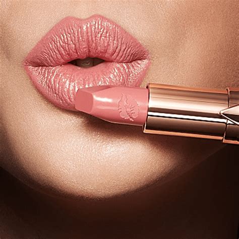 charlotte tilbury dancefloor princess lipstick